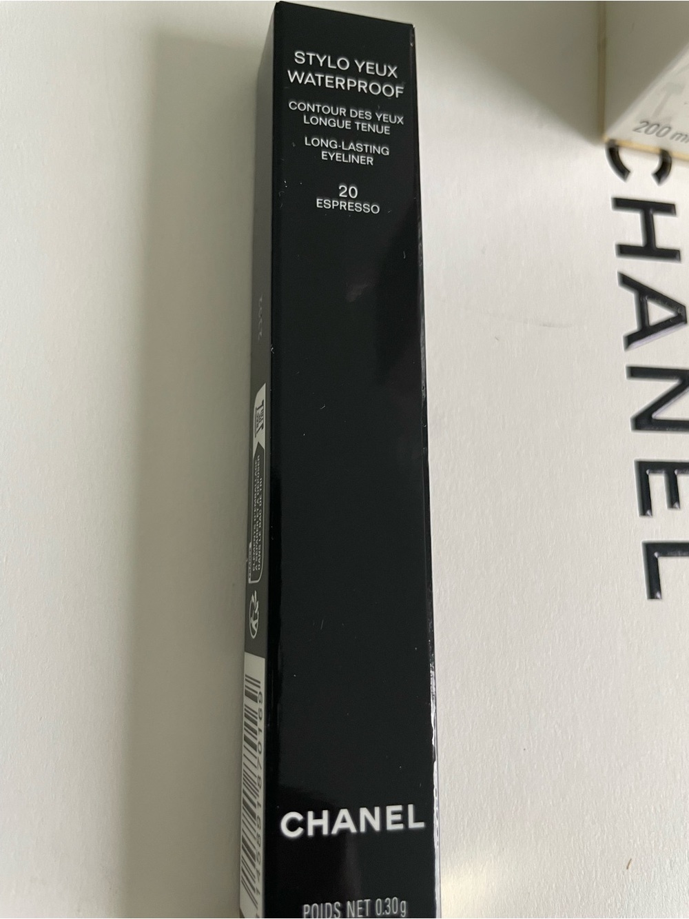 CHANEL Stylo Ombre et Contour Eyeshadow Liners — Espresso& Electric Brown - Picture 3 of 3